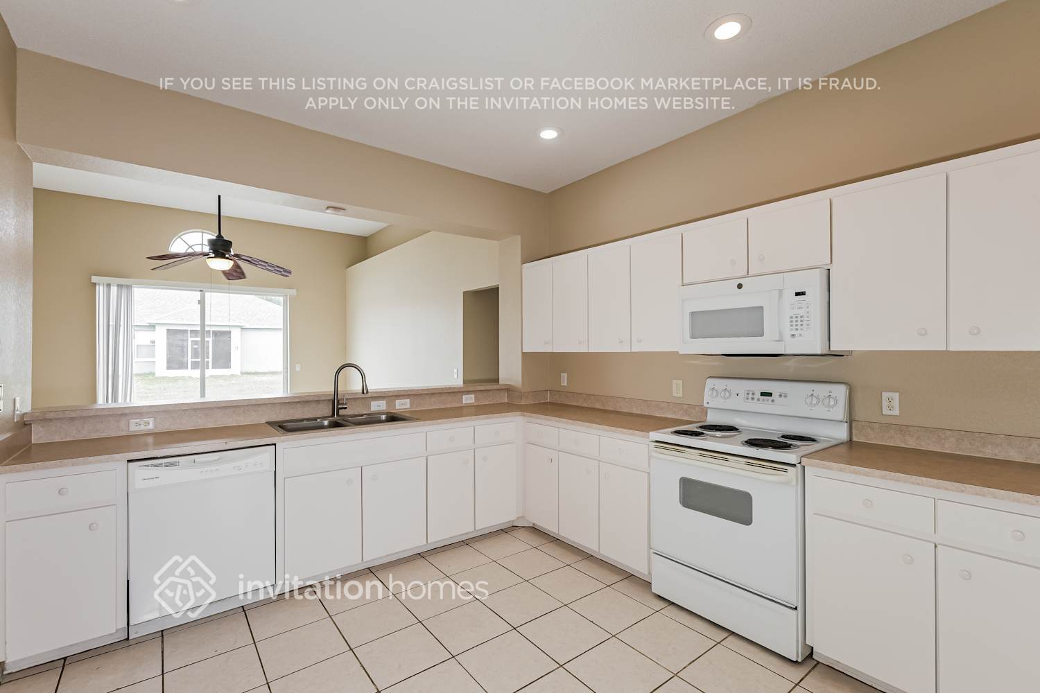Building Photo - 608 Terranova Dr