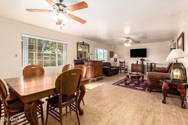 Building Photo - 6419 E Cactus Rd