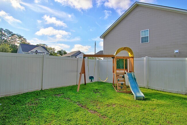 Building Photo - 1208 Cypress Fall Cir