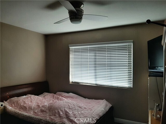 Building Photo - 300 W Summerfield Cir