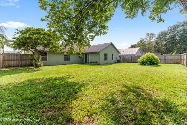 Building Photo - 3537 Egret Dr