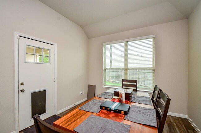 Building Photo - 12630 Beddington Ct