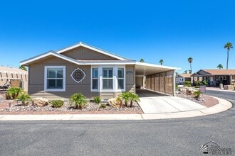 Building Photo - 5584 E 34th St