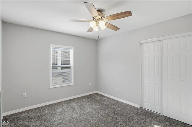 Building Photo - 1518 N Chester Ave