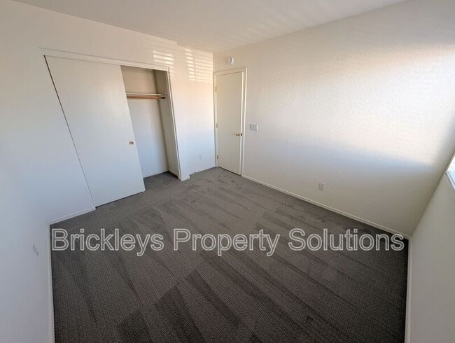 Building Photo - 3393 E Wyatt Way