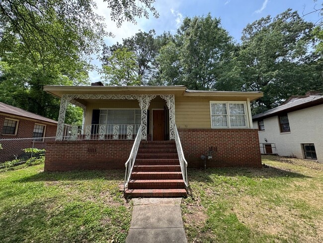 Building Photo - Birmingham/Ensley