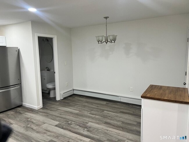 Building Photo - 34 Norman St