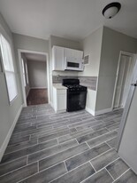Building Photo - 357 Whalley Ave