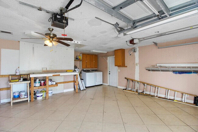 Building Photo - 7870 Blackwood Ln