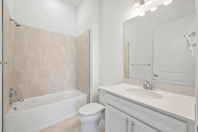 Building Photo - 10724 Northbrook Cir
