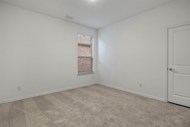 Building Photo - 233 Cherryvale Ln