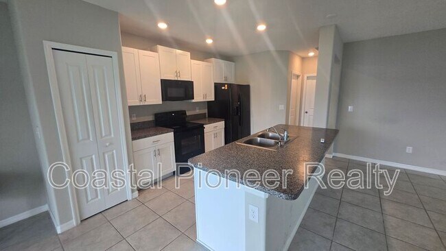 Building Photo - 4406 Summer Savory St