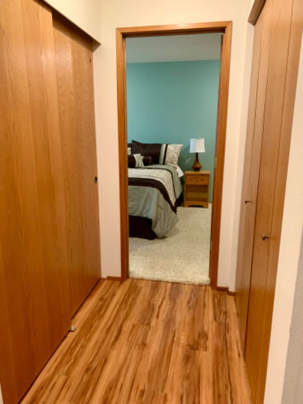 Building Photo - 107 Fairway Dr