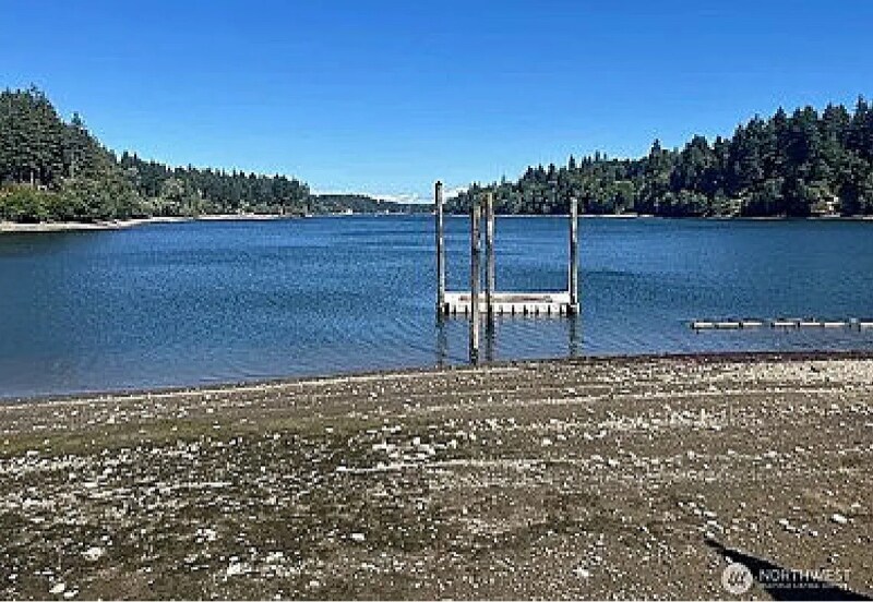 Building Photo - 1200 E Libby Rd