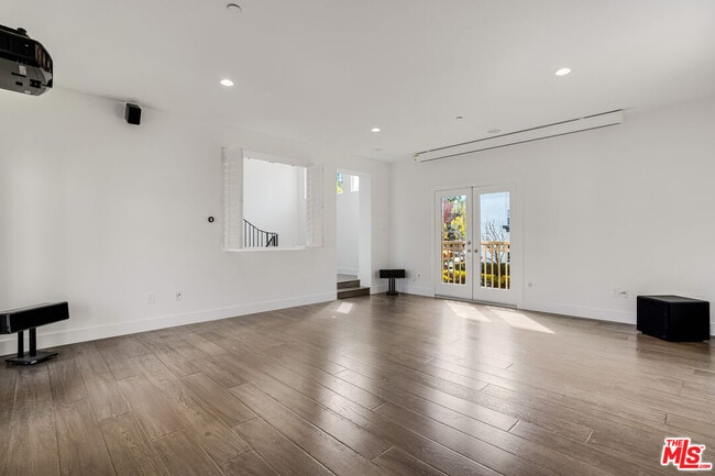 Building Photo - 5744 S Celedon Creek