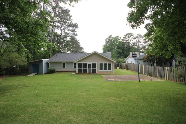 Building Photo - 238 Amour Way SW
