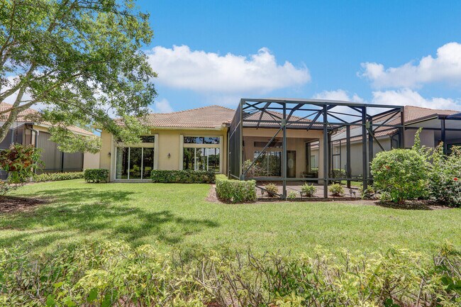 Building Photo - 9400 Briarcliff Trace