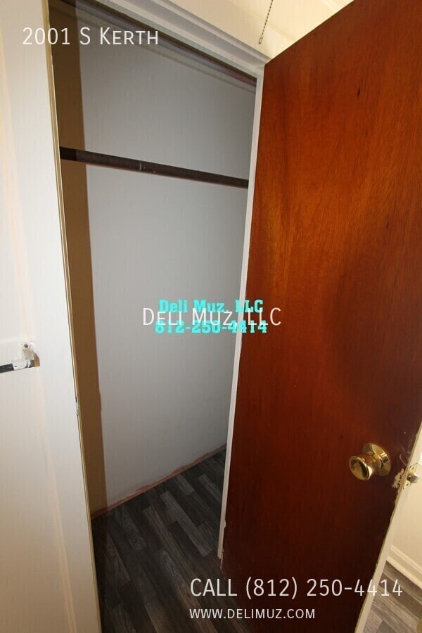 Building Photo - 2001 S Kerth-