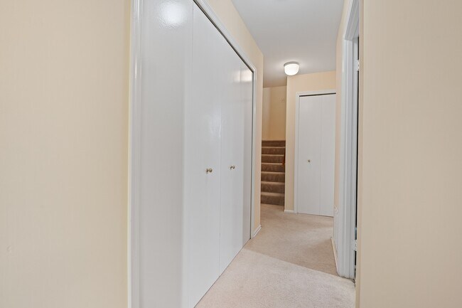Building Photo - 11740 Stonegate Ln
