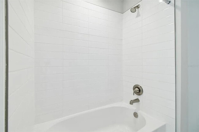 Building Photo - Hawkstone Gem (Welcome to this spacious 5-...