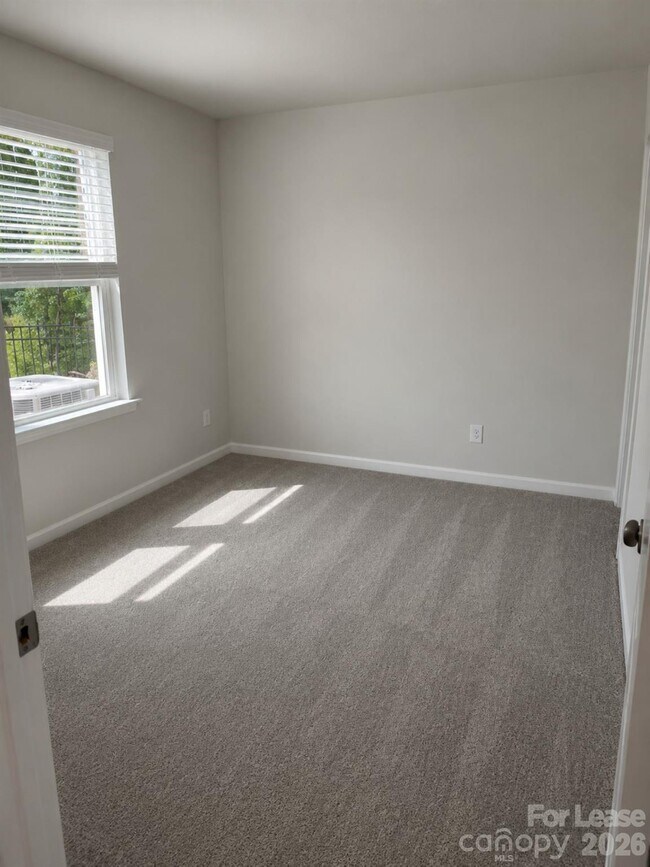 Building Photo - 212 Ferebee Pl