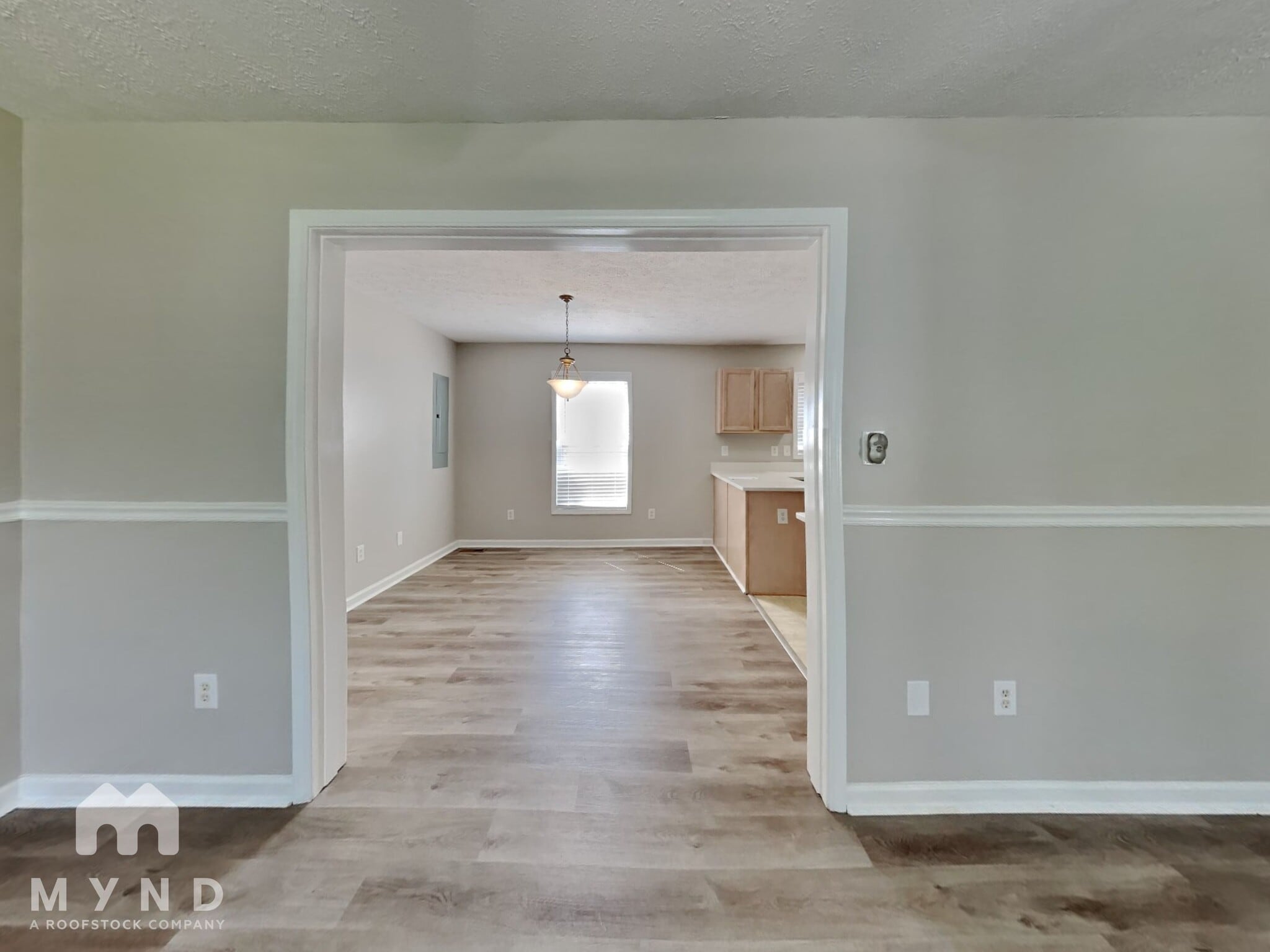 Building Photo - 40 Strawberry Hill Ln