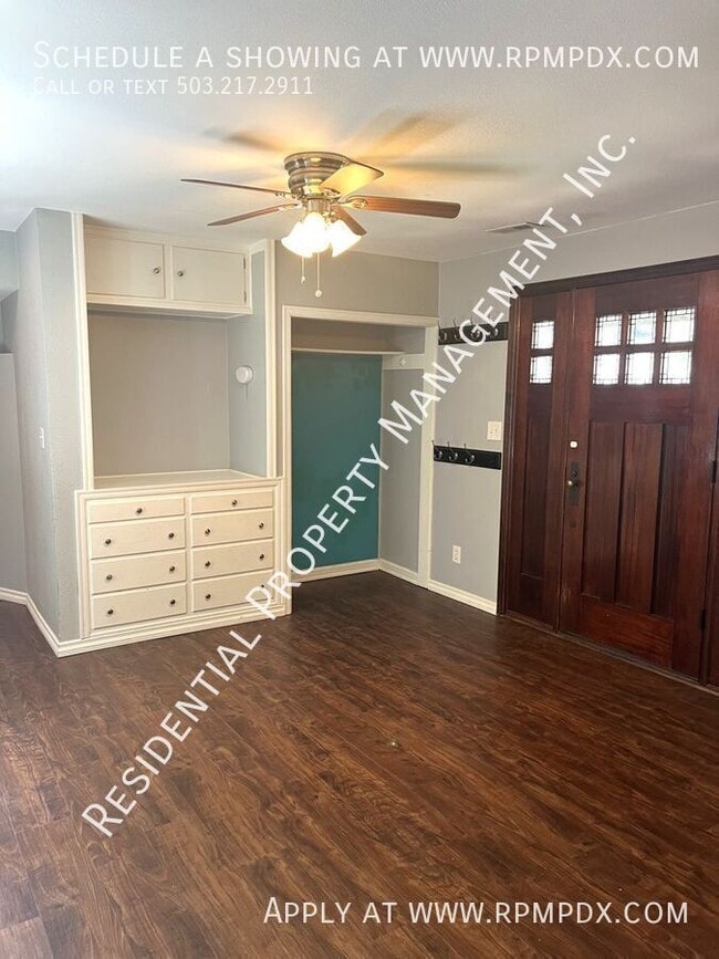 Building Photo - 4512 SW Fairvale Ct