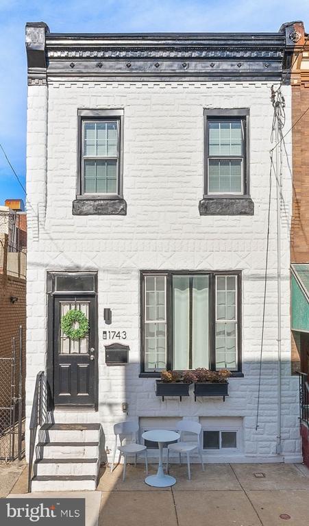 Building Photo - 1743 McClellan St