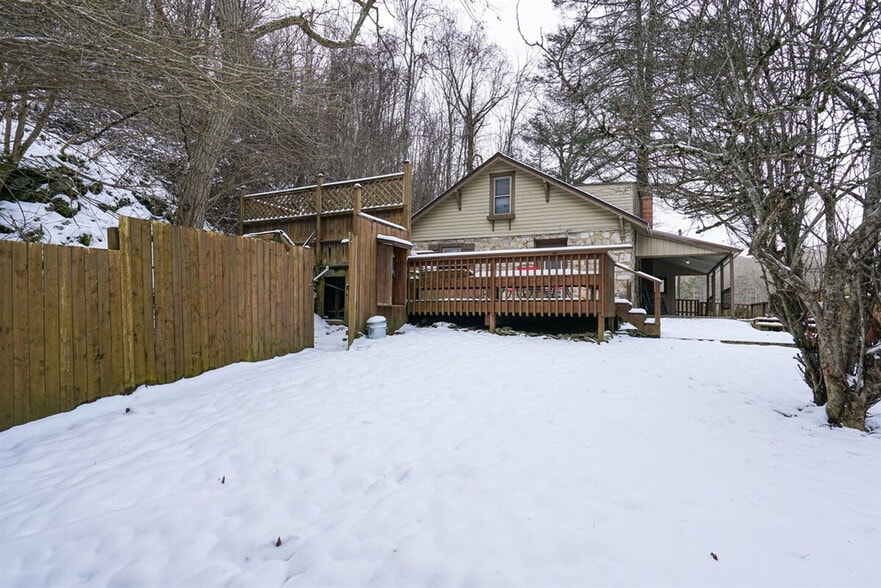 Building Photo - 46 Faulkner Rd