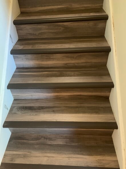 Building Photo - 415 Laurence Ln