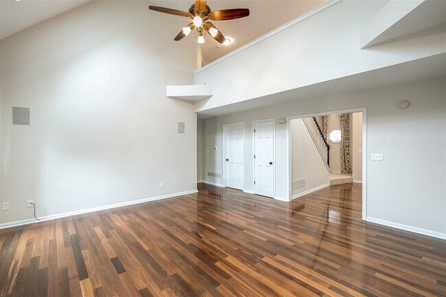 Building Photo - 604 Hunters Green Ct