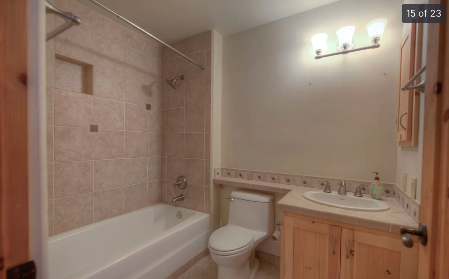 Full bathroom - 13 Plaza Nueva