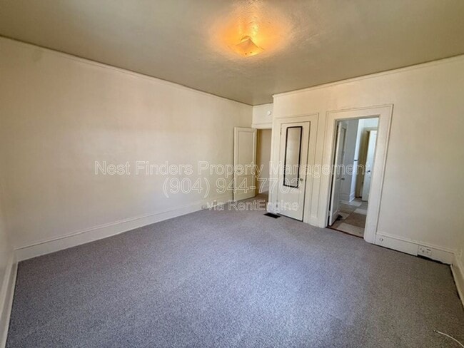 Building Photo - 2309 College St