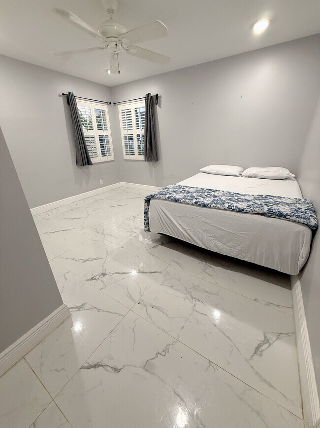 Building Photo - 19625 Sedgefield Terrace