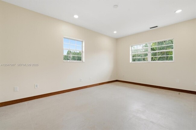 Building Photo - 8320 NW 167th Terrace