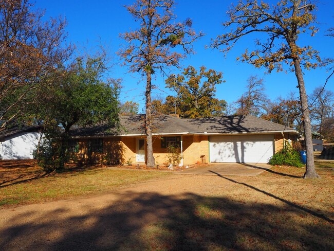 Building Photo - 118 Perkins Rd