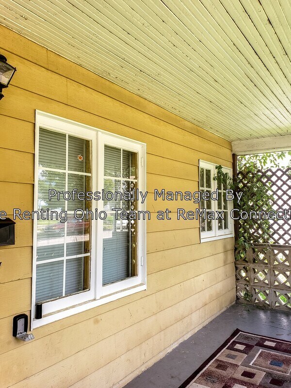 Building Photo - 325 Columbian Ave