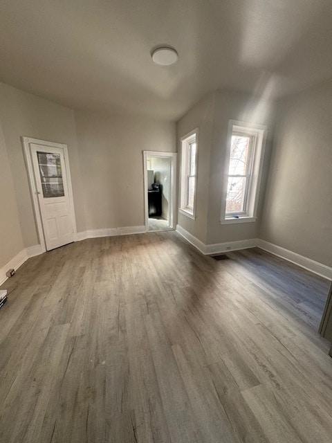 Building Photo - 103 E 24th St