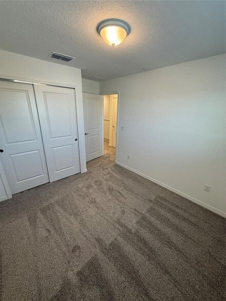 Building Photo - 4616 ORCHARD VIEW Aly