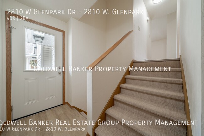 Building Photo - 2810 W Glenpark Dr