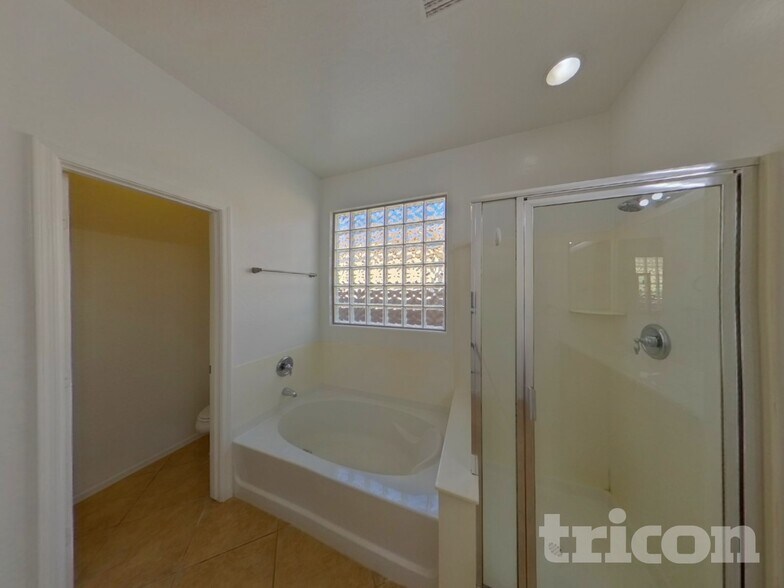 Building Photo - 19494 N San Marin St