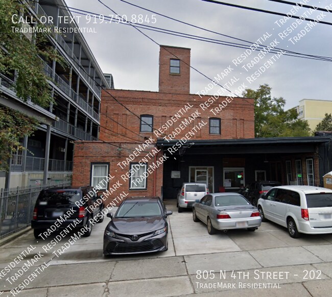 Building Photo - 805 N 4th St