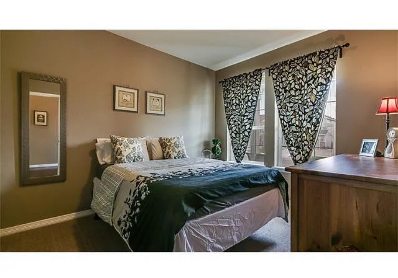 Building Photo - 15437 Coopers Hawk Ct