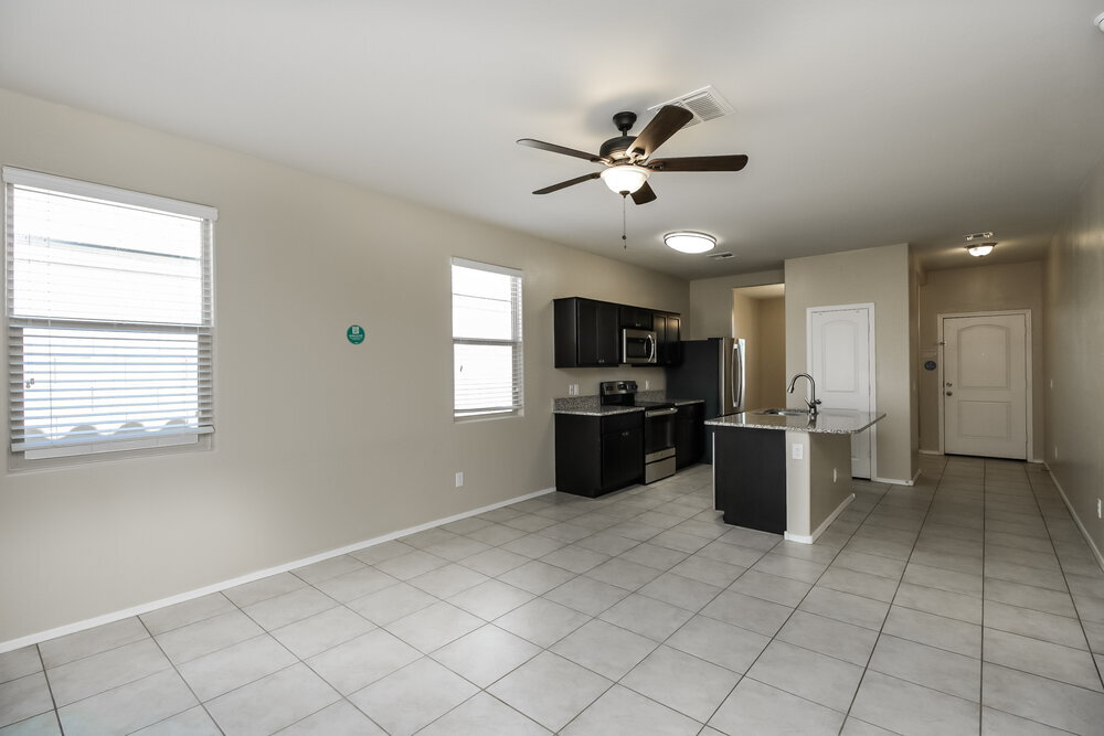 Building Photo - 28904 N Selenite Ln