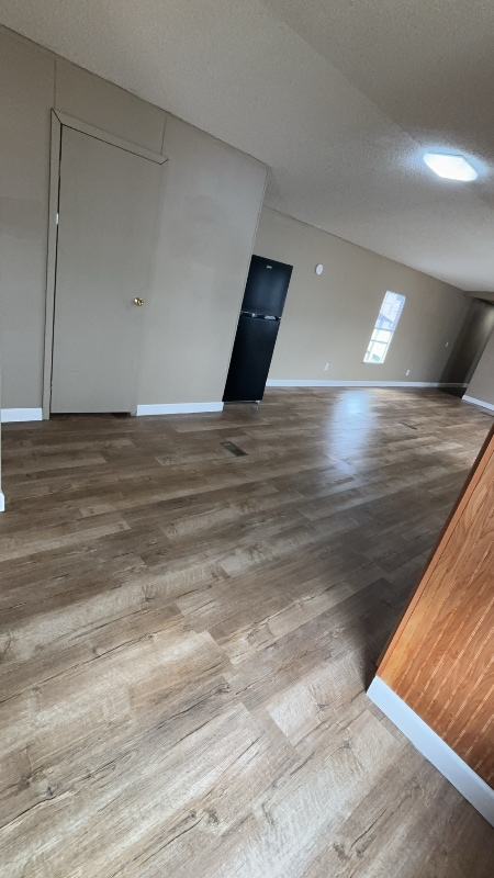 Building Photo - 1716 E Market Ave