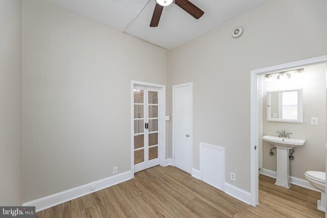 Building Photo - 2509 Cliffbourne Pl NW