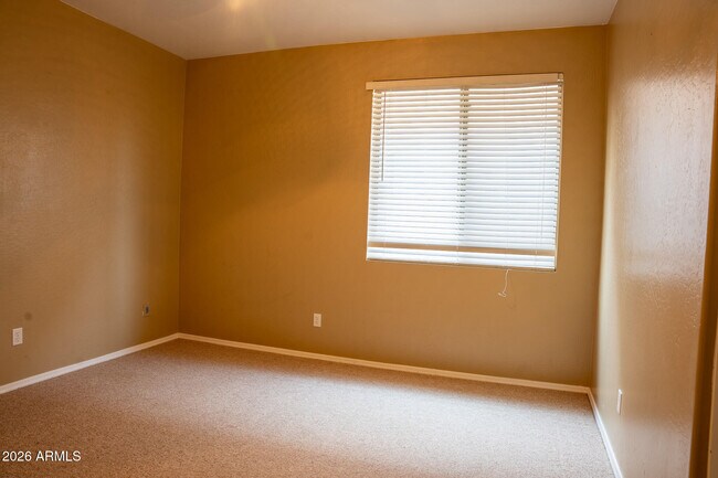 Building Photo - 3381 Thoreau Ln