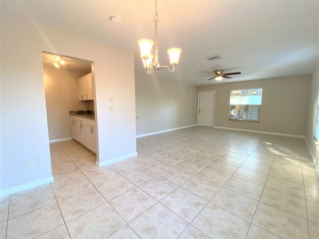 Building Photo - PIKUS Stanton (2923 Gordon St)