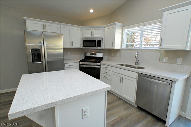 Building Photo - 7256 Winding Creek Dr