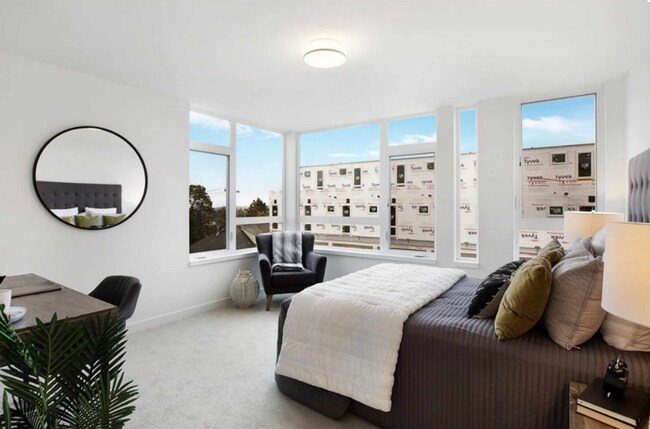 Building Photo - Modern Wallingford/Fremont Home with Rooftop Views & Designer Finishes